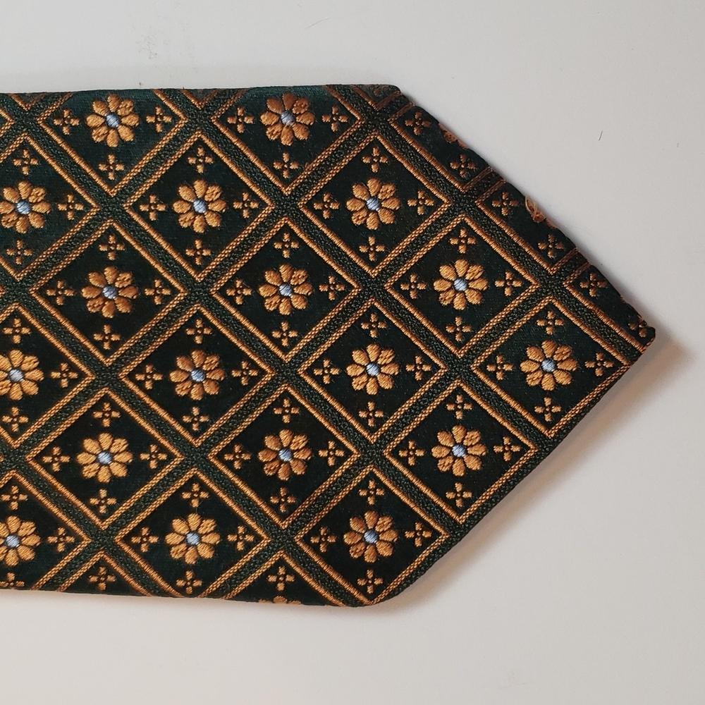 Ike Behar men's 100% silk tie